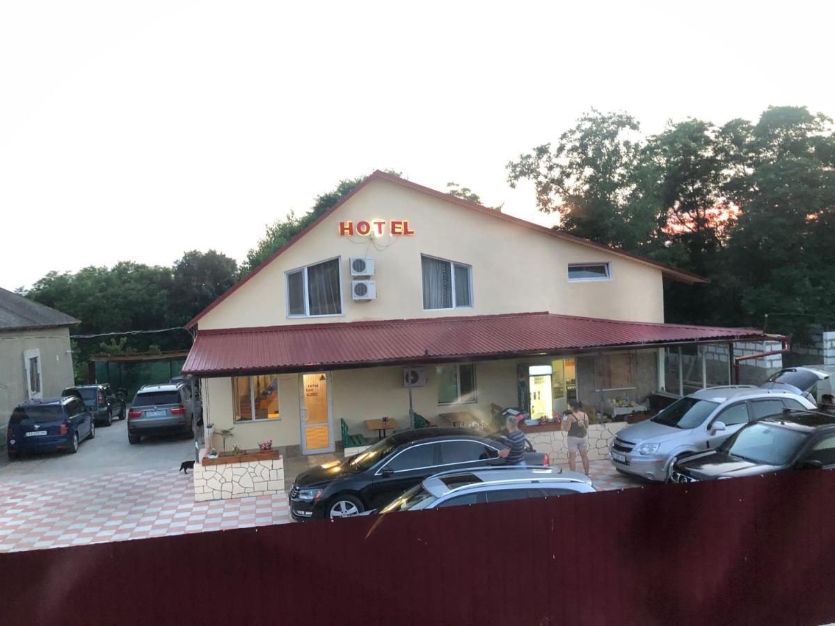 Гостиный Дом Comfort Renyi Kültér fotó